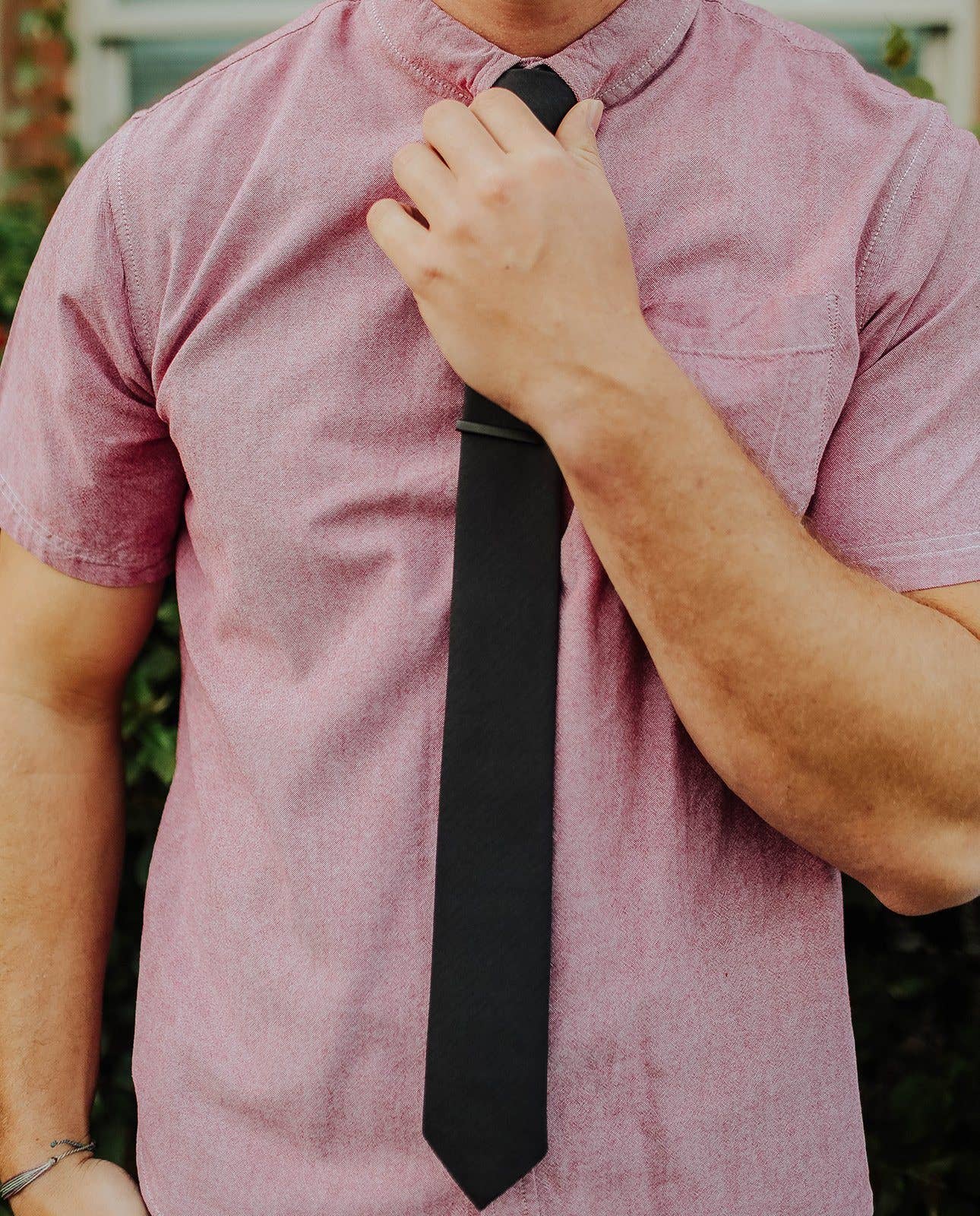 Mariana - Solid Black Tie