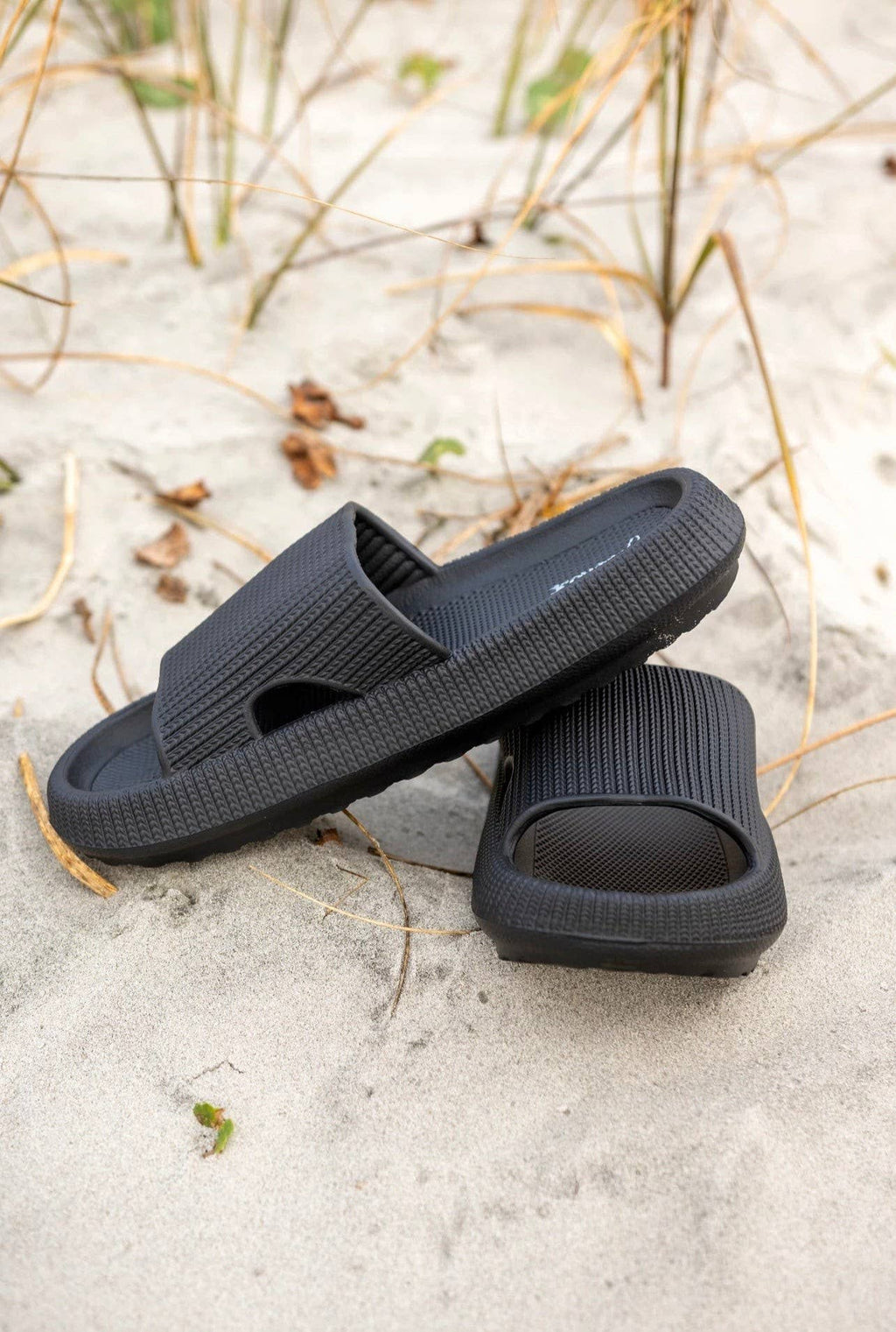Black  insanely Comfy Beach Slides-FINAL SALE 50%OFF