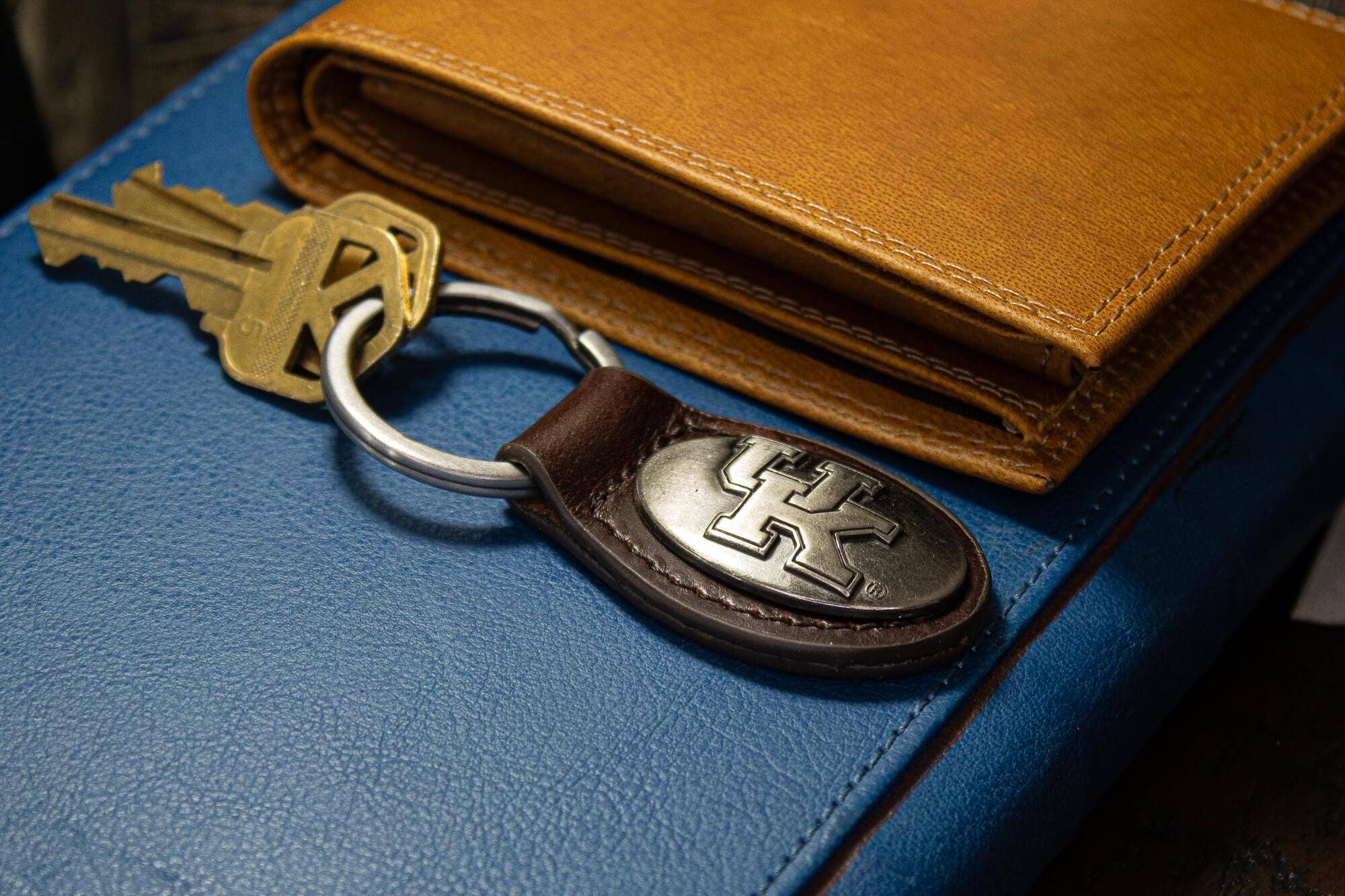 Kentucky Wildcats Oval Leather Key Fob.