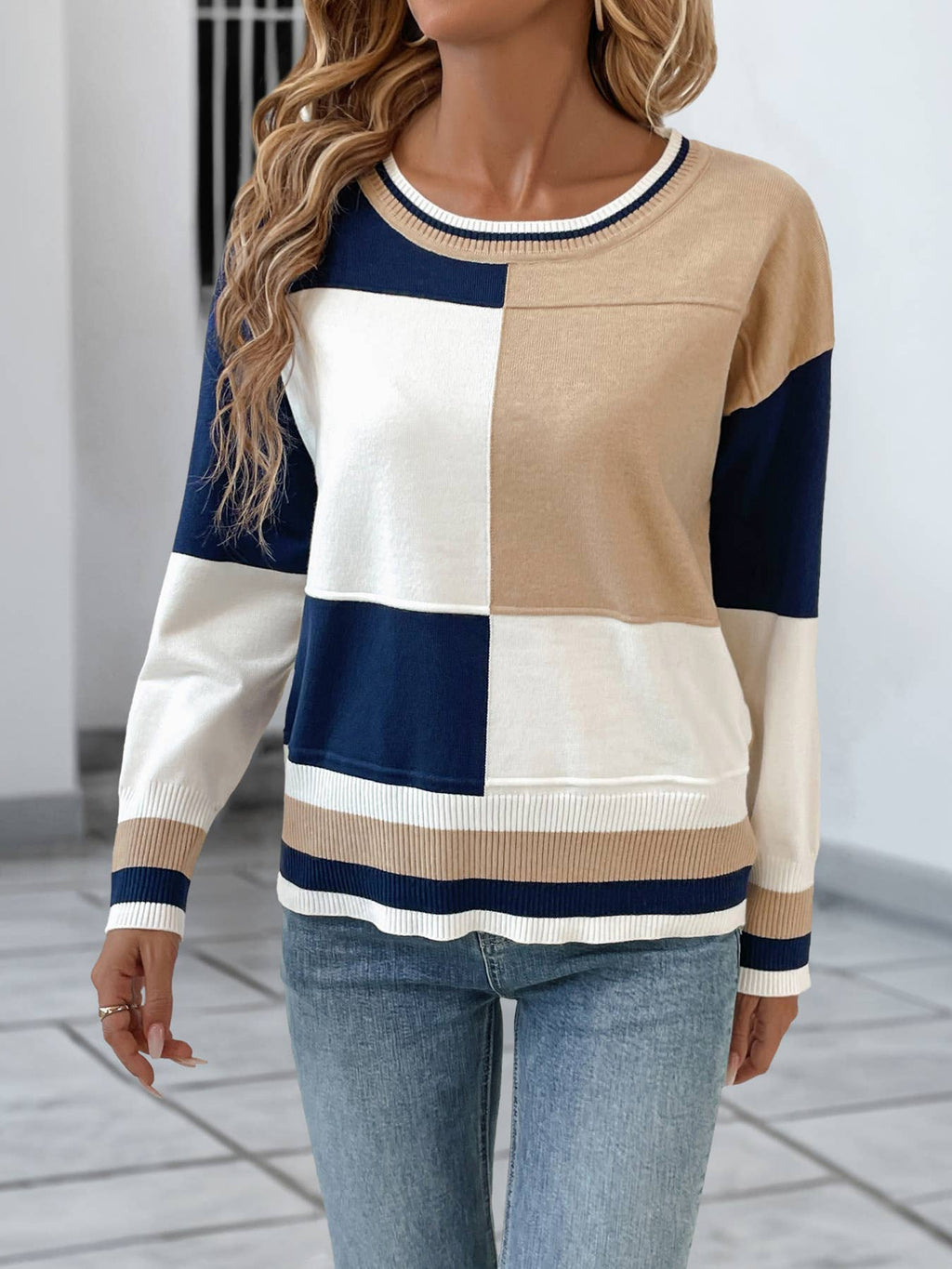 Colorblock Knit Top with Long Sleeves