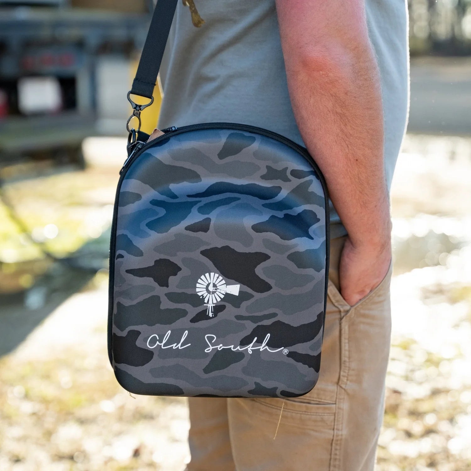 Old South 6 Hat Travel Case - Blackout Camo