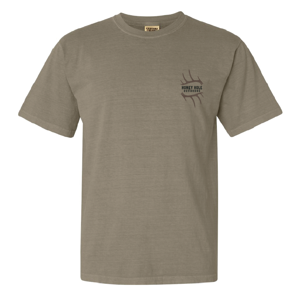 Honey Hole Short Sleeve T-shirt - Skull Mount
