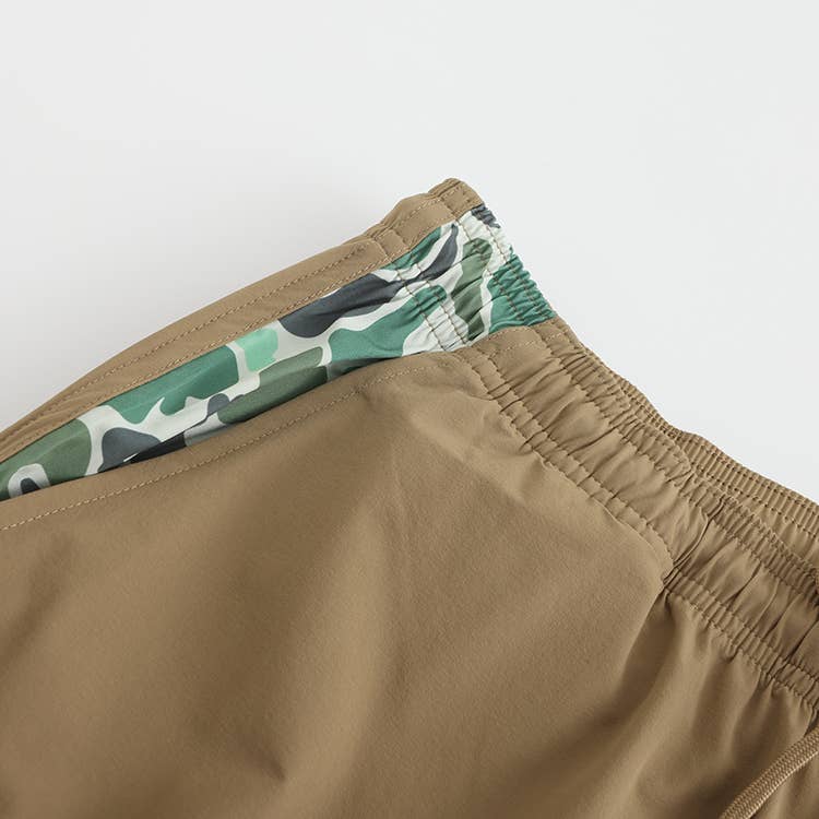 Honey Hole The Weekender Shorts - Khaki
