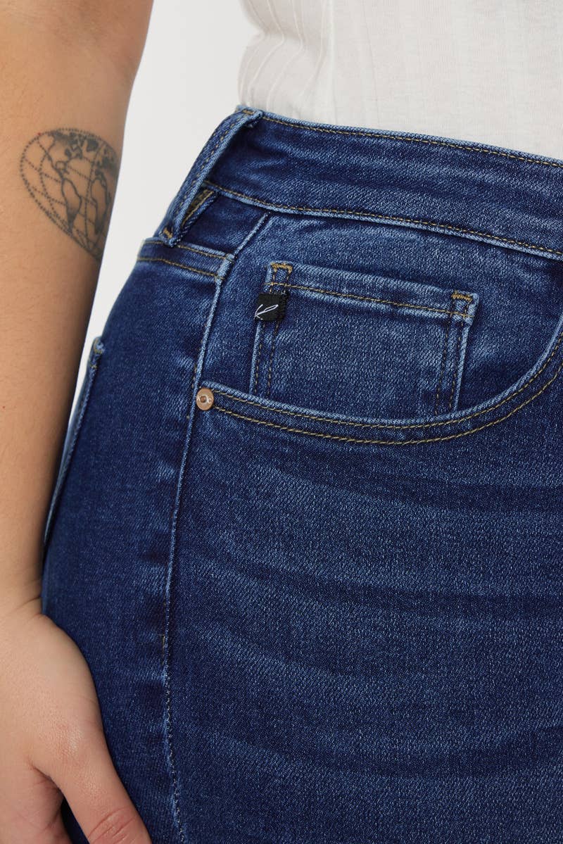 Kan Can USA Plus Slim Straight Jean