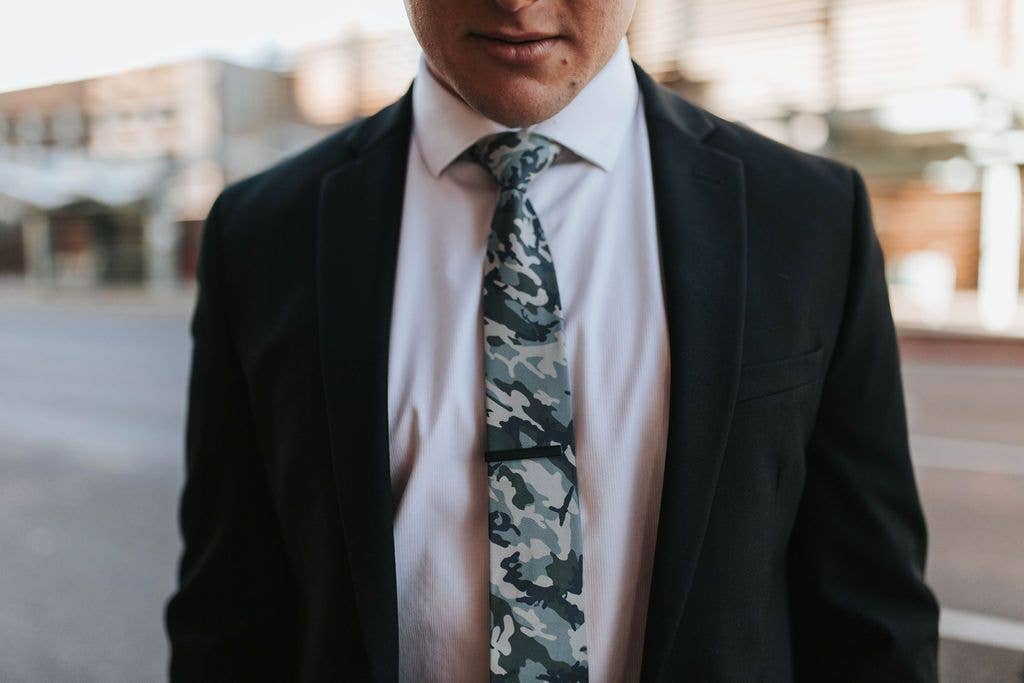 Caliber Camo Tie