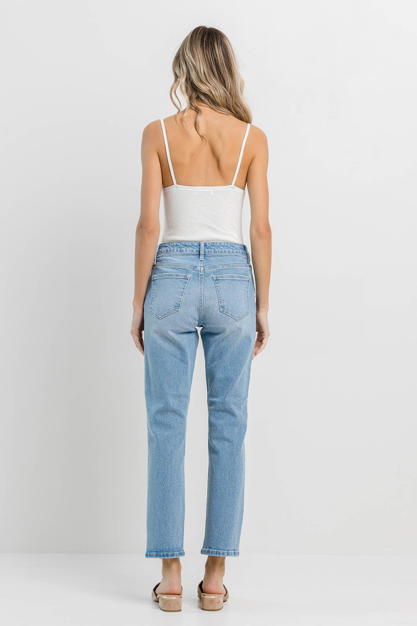 Jelly Jeans Straight with Grinded Hem