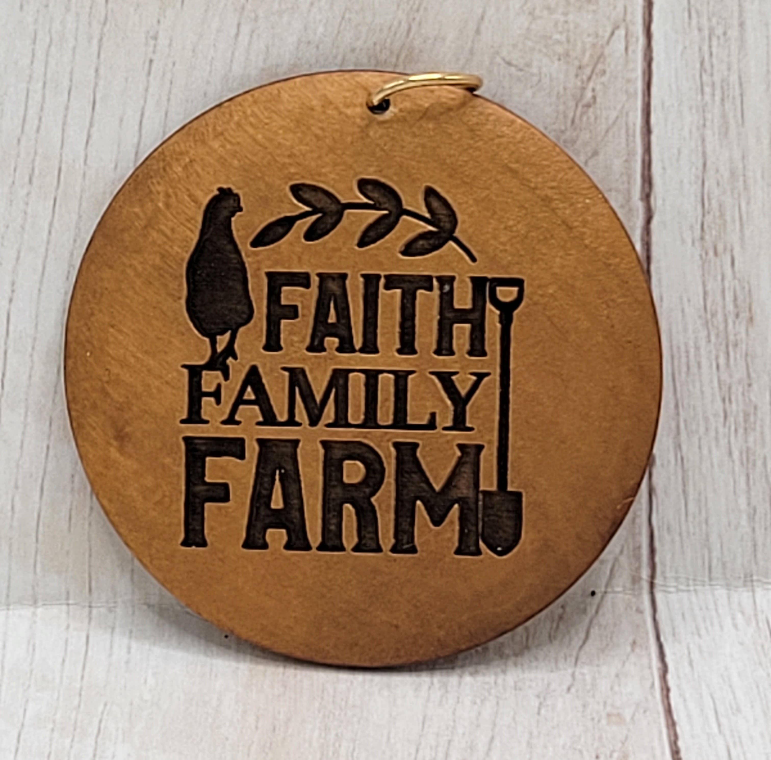 Wristlet Disc "Faith Family Farm"
